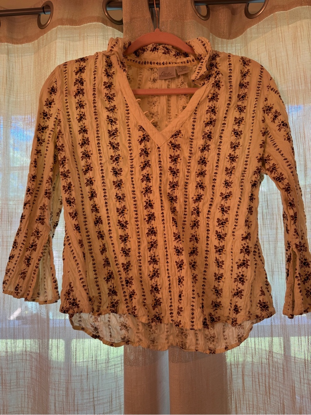Cream Floral Stripe Peasant Blouse with Ruffle Collar
